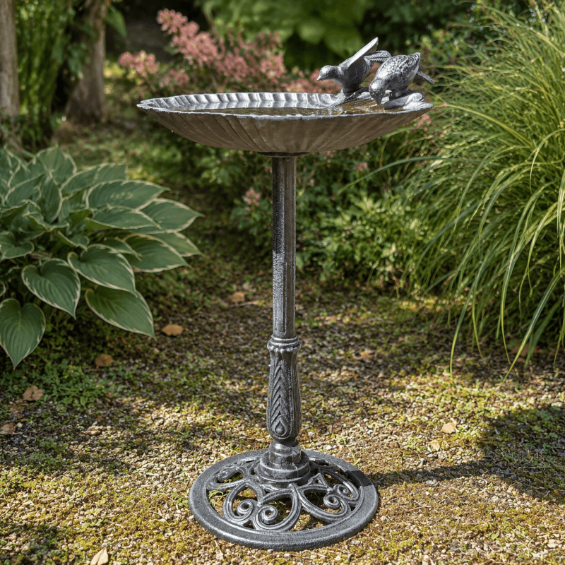 Large cast iron pedestal bird bath with shell bowl Ø 48 cm