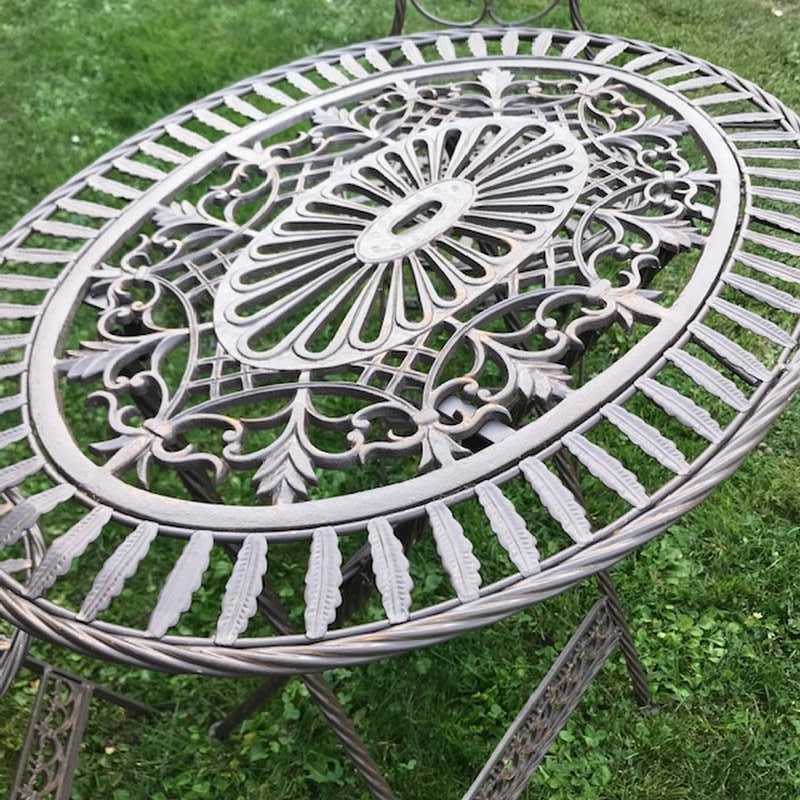 Brown Patinated Bistro Garden Set in Iron and Cast Iron