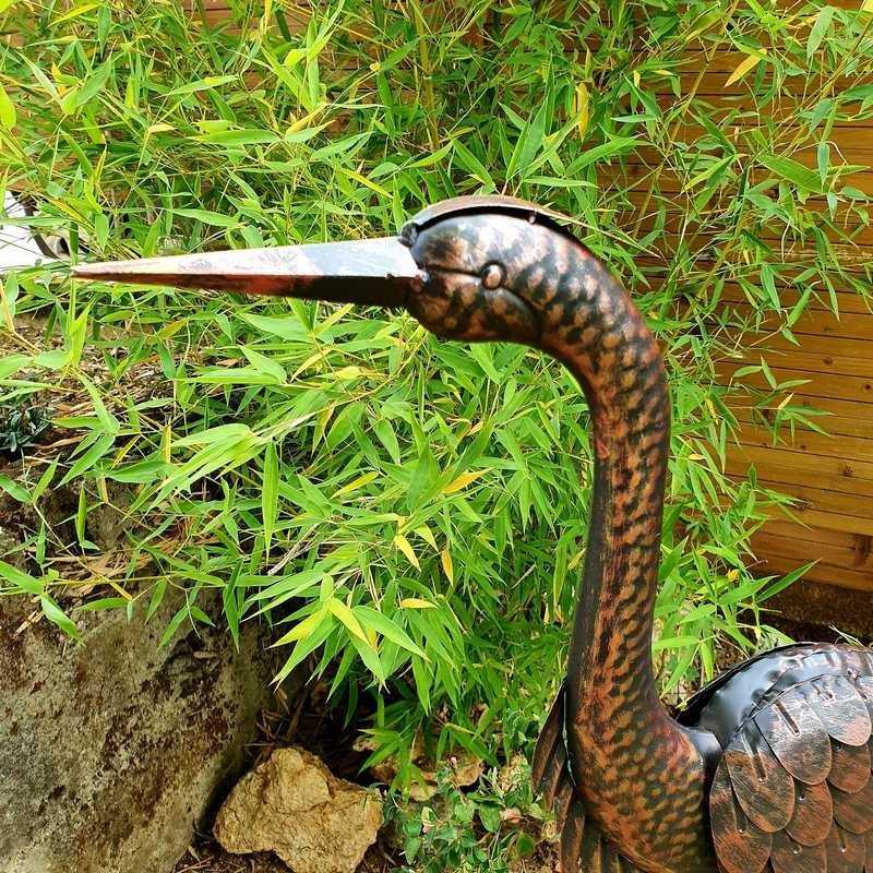 Heron with aged bronze finish €79.00 LEZARD DU JARDIN