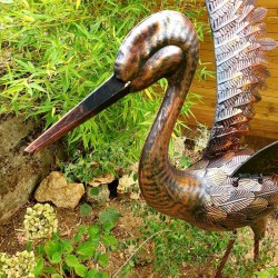 Large crane model with wings raised bronze €109.00 LEZARD DU JARDIN