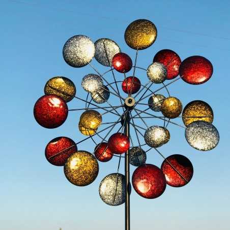 Decorative Garden Wind Spinner in Iron, MONTSEGUR Model