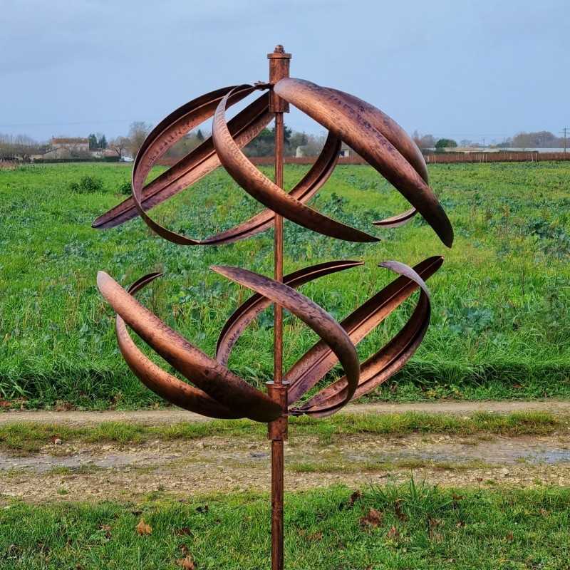 Decorative garden wind spinner in brushed copper metal sphere, LANGEAIS model