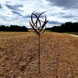 Decorative garden wind spinner full view with spike and hook