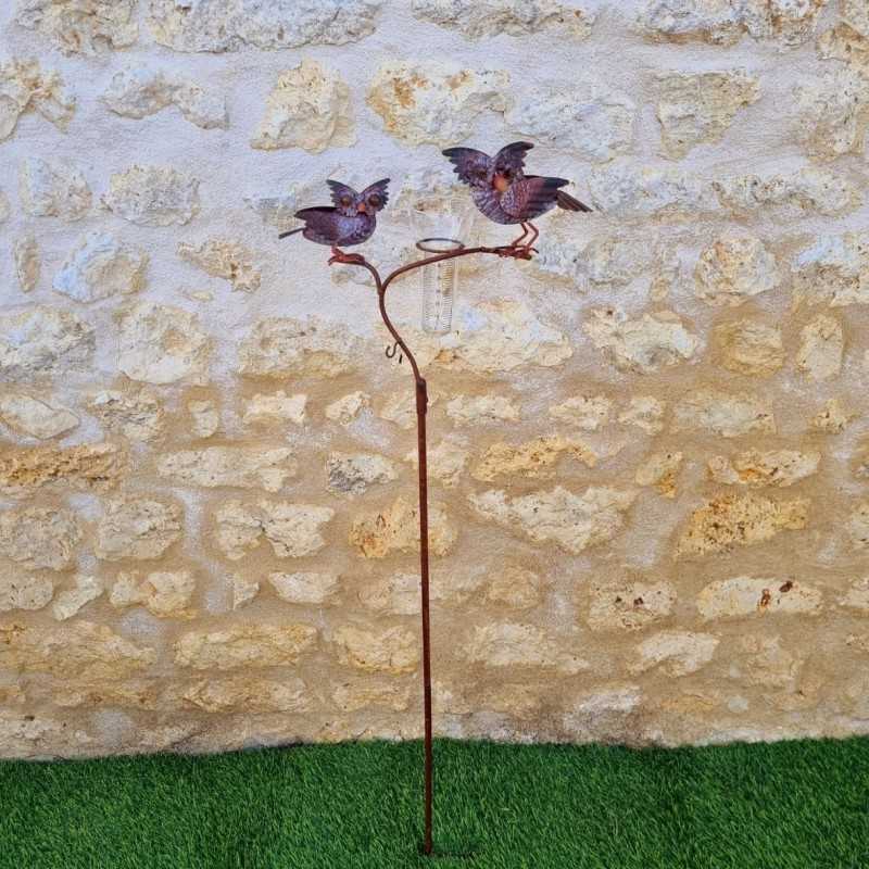 Charming decorative rain gauge stake – full view of the garden rain meter