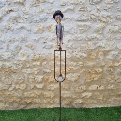 Mobile de jardin en fer motif corbeau à grand bec coloré pic et tuteur équilibré vue de face
