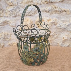 Yellow/green iron basket €22.90 LEZARD DU JARDIN