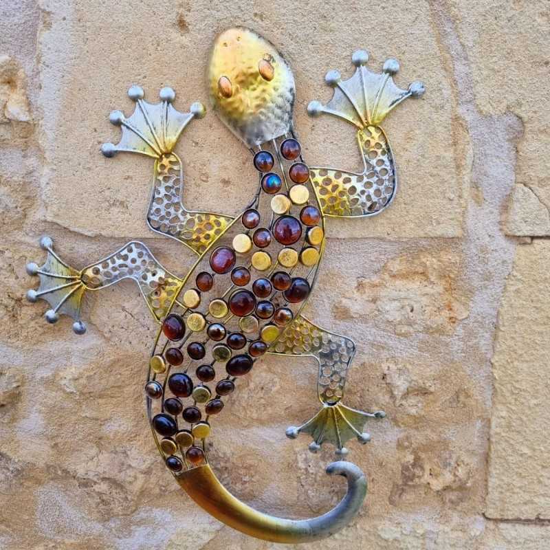 Decorative Wall-Mounted Cast Iron Salamander