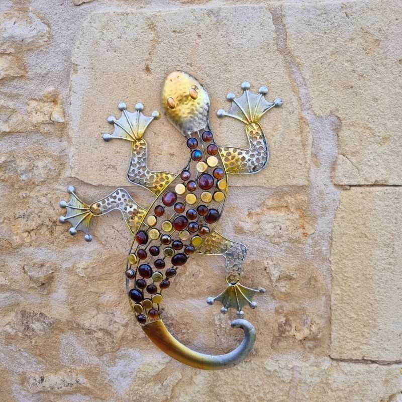 Decorative Wall-Mounted Cast Iron Salamander