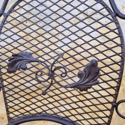 Wrought Iron 2-Seater Bistro Garden Set, Foldable, Patinated Brown – Close-Up View of Chair Pattern