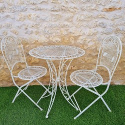 Wrought Iron 2-Seater Bistro Garden Set, Foldable, Patinated White – Front View