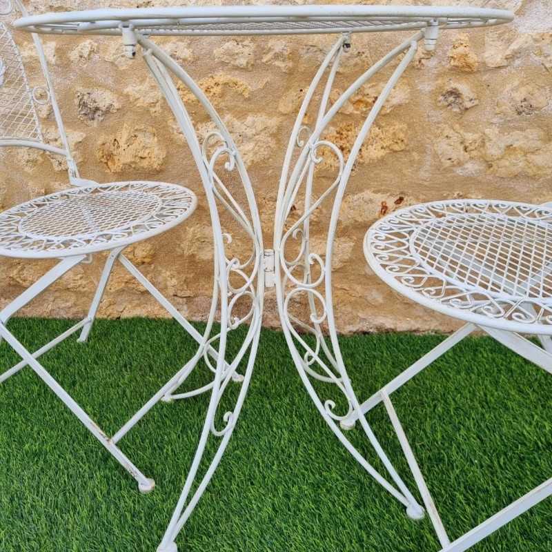 2-seater wrought-iron garden bistro set, folding, distressed white, view of the table leg