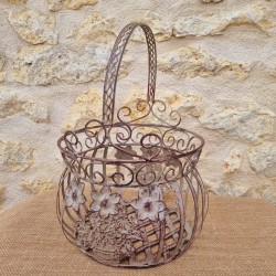 Beige and burgundy iron basket