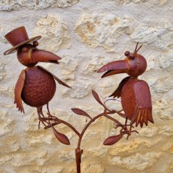 Rusty metal crow rain gauge 127 cm | Garden Lizard.