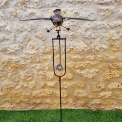 Garden mobile in iron with owl motif, balanced stake height 140 cm €45.90 LEZARD DU JARDIN
