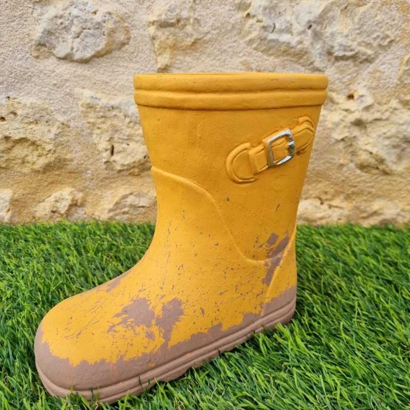 Terracotta plant pot holder Gardener's boot 28.90 € LEZARD DU JARDIN