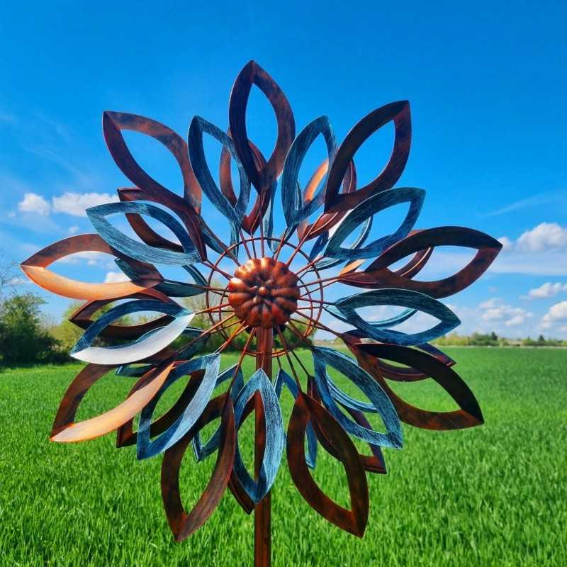 Decorative Garden Wind Spinner, Tauzia Model Garden Weather Vane Stake