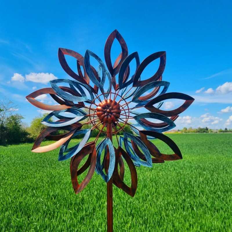 Decorative Garden Wind Spinner, Tauzia Model Garden Weather Vane Stake
