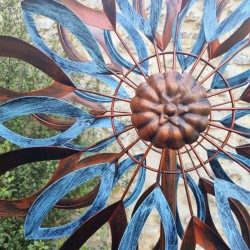 Decorative Garden Wind Spinner, Tauzia Model Garden Weather Vane Stake