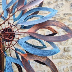 Decorative Garden Wind Spinner, Tauzia Model Garden Weather Vane Stake