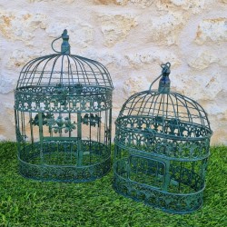 Bordeaux beige iron basket €22.90 LEZARD DU JARDIN