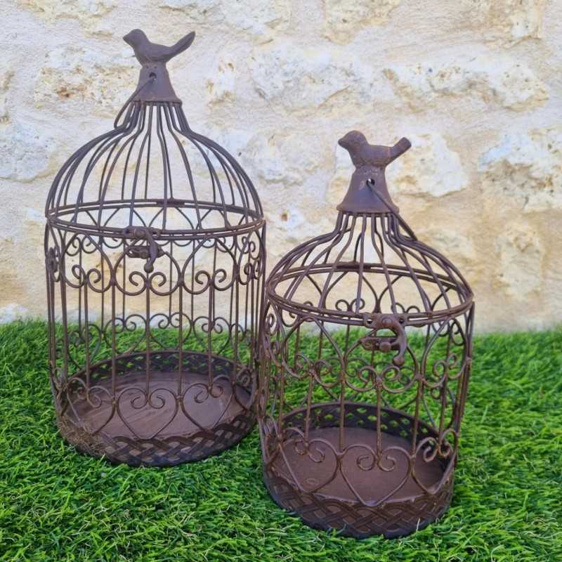 Bordeaux beige iron basket €22.90 LEZARD DU JARDIN