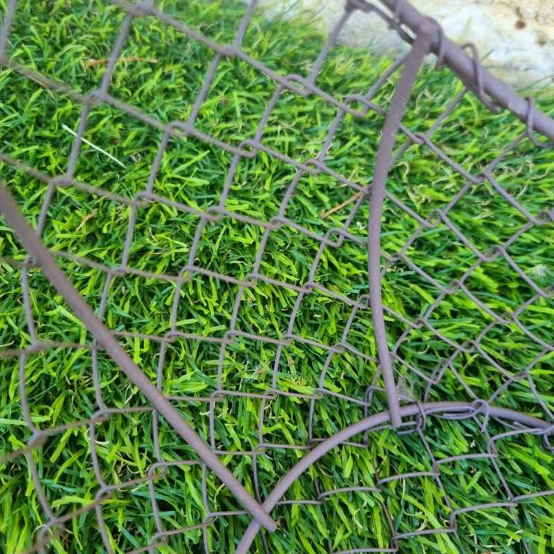 Bordeaux beige iron basket €22.90 LEZARD DU JARDIN