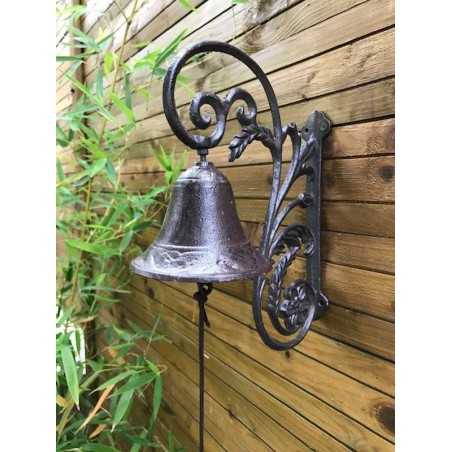 Staged cast-iron entrance bell