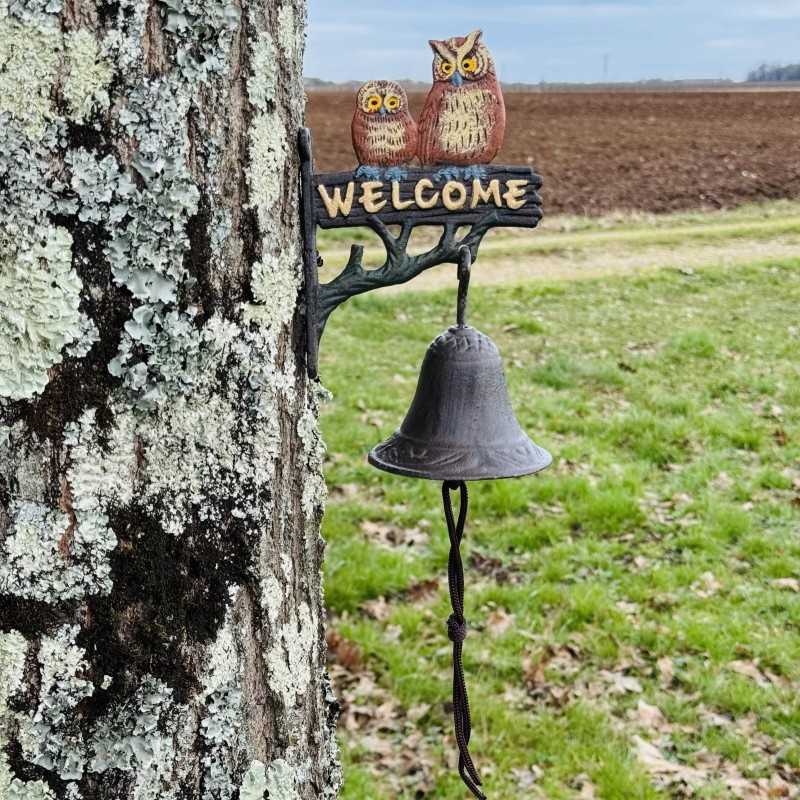 Cast-iron wall bell with owls and “Welcome” – full view