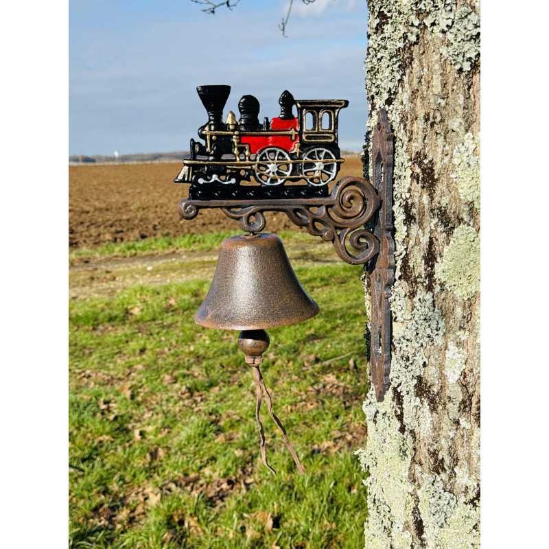 Cast-iron wall bell with locomotive – Originality and railway charm, full view
