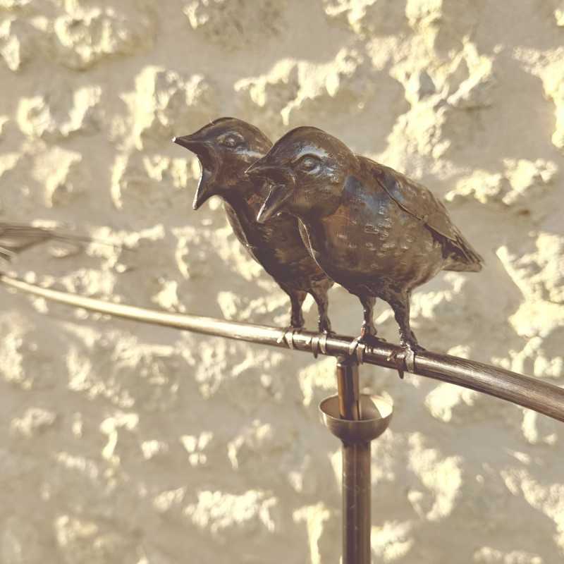 Mobile de jardin inox “Hirondelles en vol” – Sculpture poétique et équilibrée – Lézard du Jardin