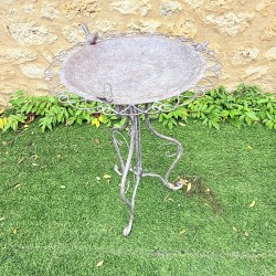 Bain d’oiseaux sur pied en métal patiné – 74 cm – Coupelle Ø40 cm – Lézard du Jardin