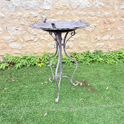 Decorative Bird Bath in Condition