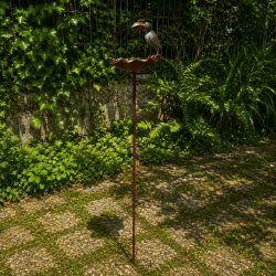 Abreuvoir mangeoire à oiseaux sur pic – Corbeau avec chapeau – Hauteur 119 cm