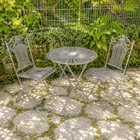 Antique gray garden furniture set