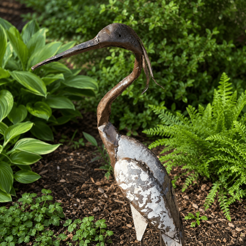 Grand héron en métal recyclé H100 cm – Sculpture d'oiseau décorative pour jardin et bassin