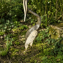 Grand héron en métal recyclé H100 cm – Sculpture d'oiseau décorative pour jardin et bassin