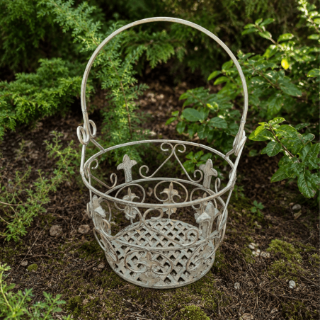 Pot-holder basket – front view of the small one